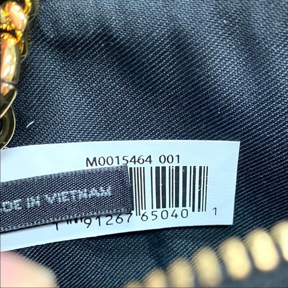 🐰🐼 MARC JACOBS Branded Saffiano Coin Pouch 🐼🐰 - Picture 14 of 16